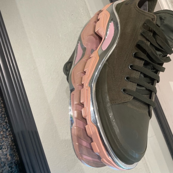 Raf Simons Green and Pink adidas Originals Edition RS Detroit Runner Sneakers - Picture 6 of 16